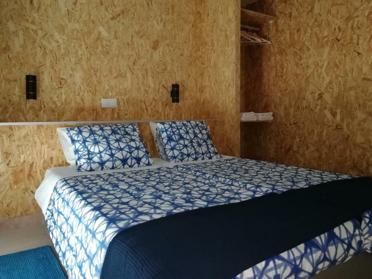 Ocean'S 7 - Lagos Guest House Exterior photo